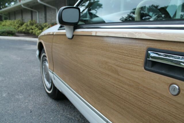 1994 WHITE Chevrolet Caprice Wagon