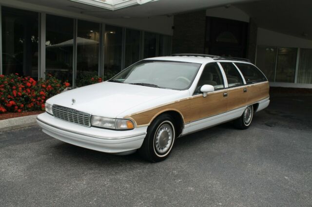 1994 WHITE Chevrolet Caprice Wagon