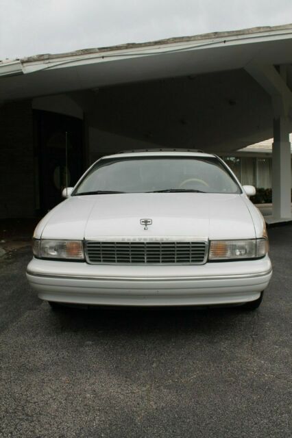 1994 WHITE Chevrolet Caprice Wagon