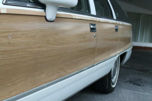 1994 WHITE Chevrolet Caprice Wagon