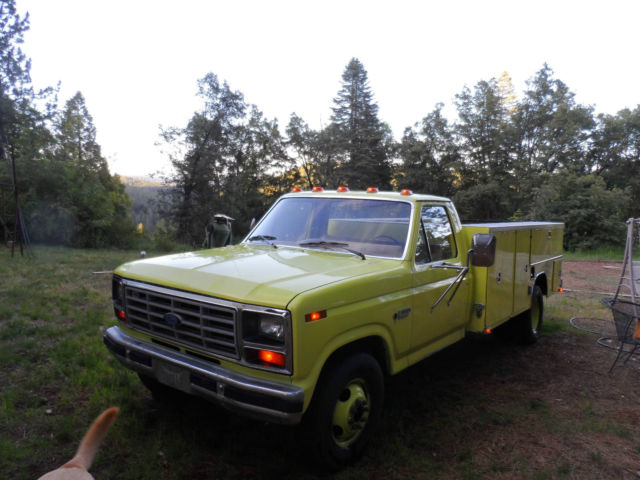 1985 Green Ford F-350