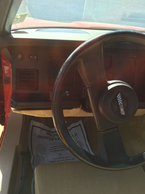 1985 Red Chevrolet Corvette Coupe