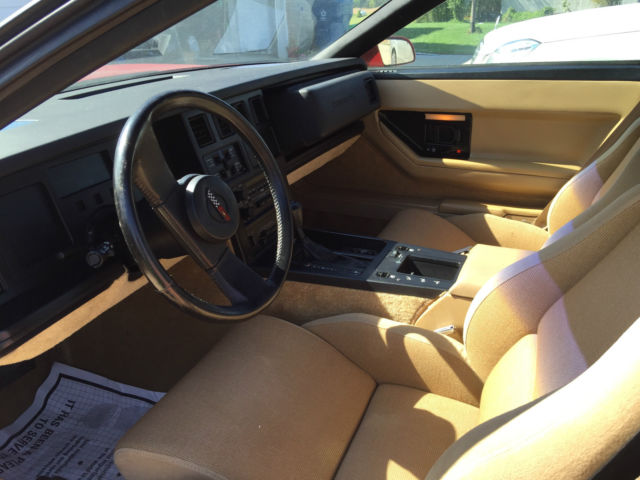 1985 Red Chevrolet Corvette Coupe