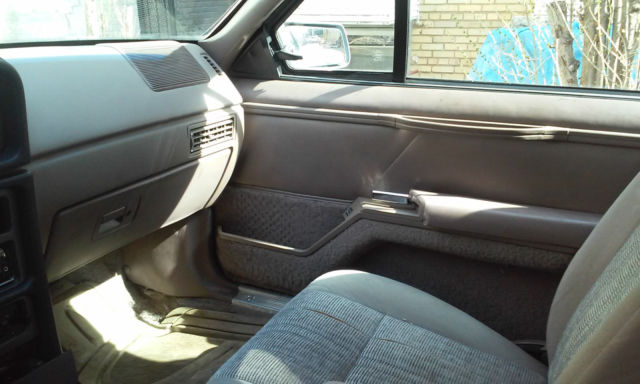 1986 Dark Marroon Ford Thunderbird Coupe