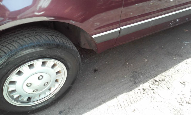 1986 Dark Marroon Ford Thunderbird Coupe