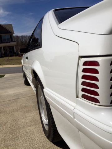1992 White Ford Mustang Hatchback