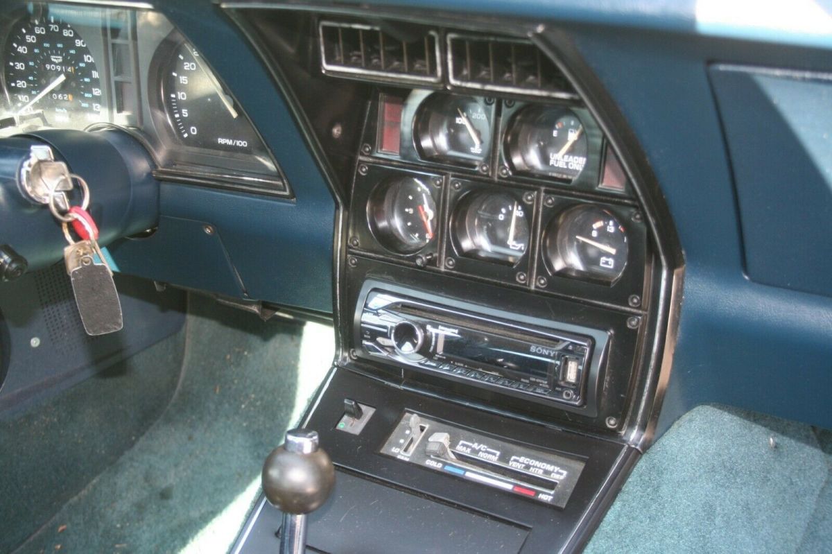 1978 Blue Chevrolet Corvette Coupe