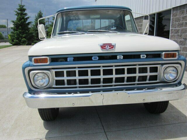 1965 Blue Ford F-250 Truck