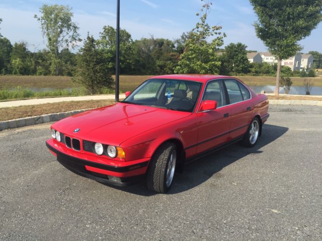 1989 Red BMW 5-Series Sedan