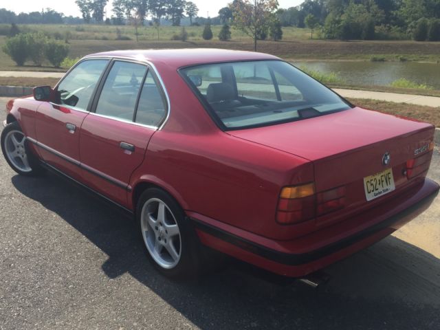 1989 Red BMW 5-Series Sedan