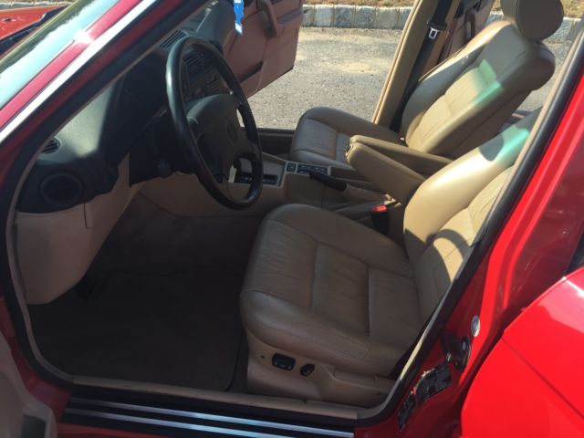 1989 Red BMW 5-Series Sedan
