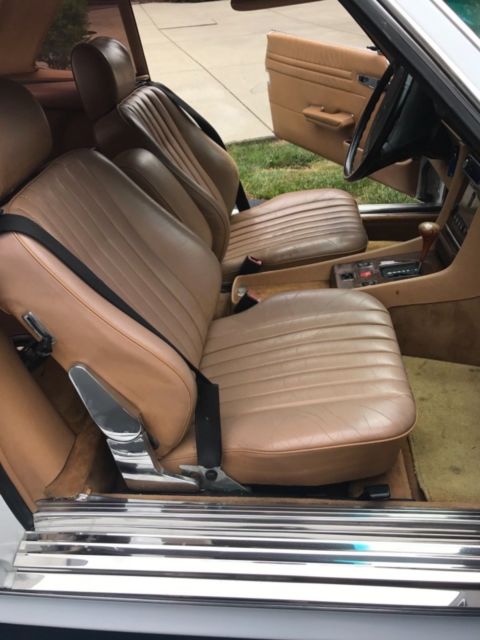 1987 White Mercedes-Benz 500-Series Convertible