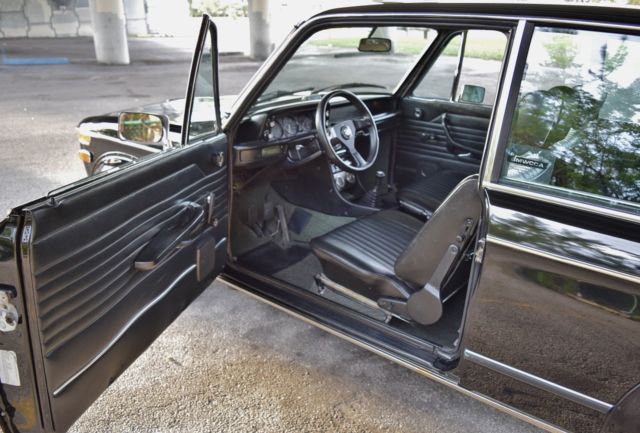 1973 Black BMW 2002 Coupe