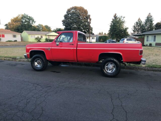 1985 Red Chevrolet C/K Pickup 2500