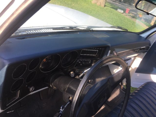 1986 White Chevrolet C-10 Standard Cab Pickup