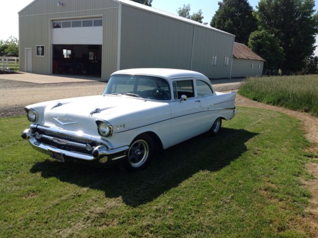 1957 Chevrolet Bel Air/150/210