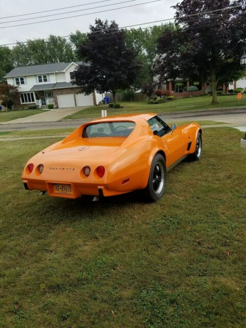 1975 Orange Chevrolet Corvette Coupe