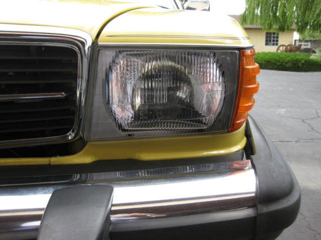 1980 Yellow Mercedes-Benz SL-Class Convertible