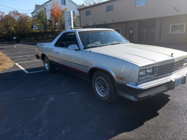 1986 Silver Chevrolet El Camino Cab & Chassis