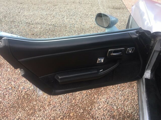 1978 Two Tone Light / Dark Silver Chevrolet Corvette Coupe