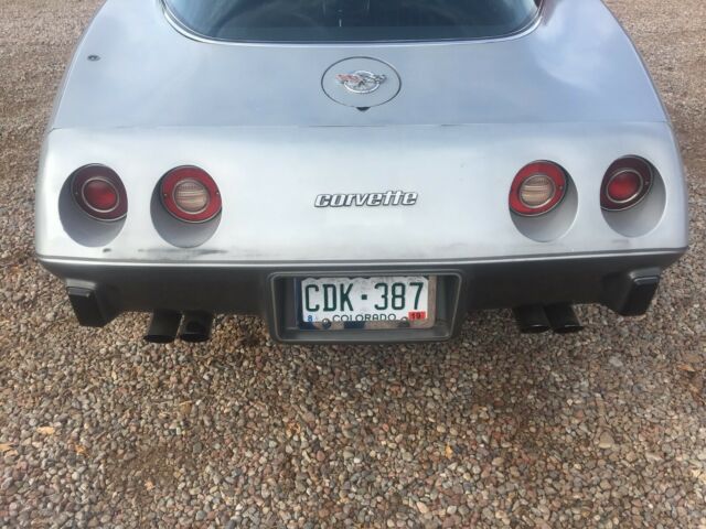1978 Two Tone Light / Dark Silver Chevrolet Corvette Coupe