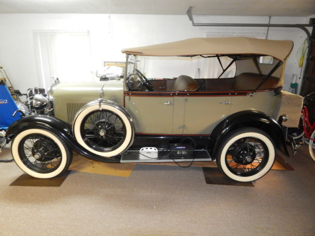1929 Beige Ford Model A Convertible