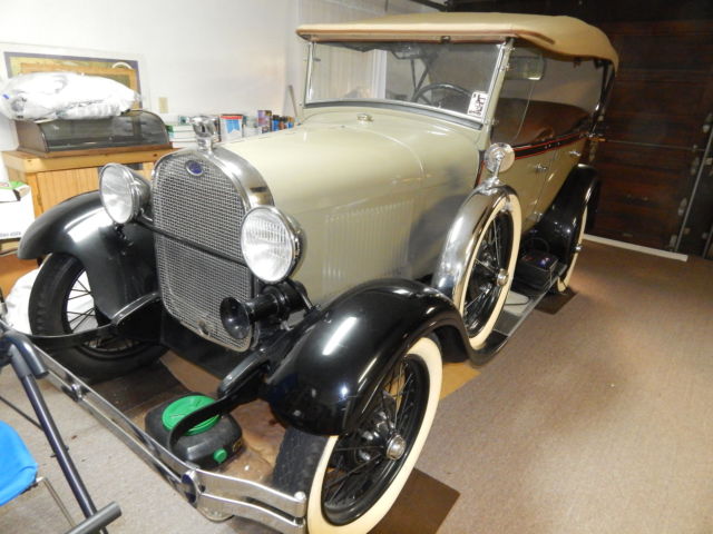 1929 Beige Ford Model A Convertible
