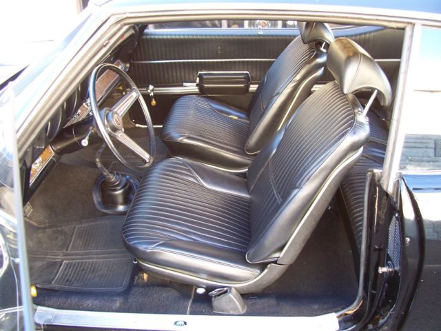 1969 Black Oldsmobile 442 Coupe