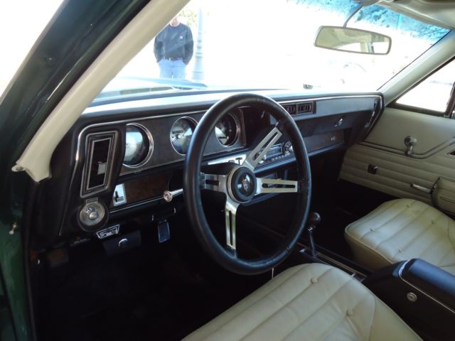 1970 Green Oldsmobile 442 SPORTS COUPE POST CAR