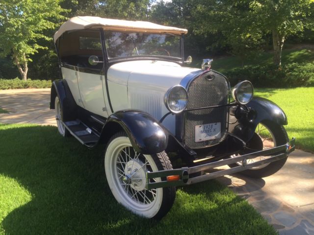 1928 White Ford Model A Phaeton