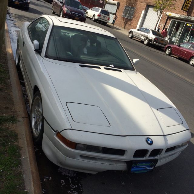 1992 White BMW 8-Series Coupe