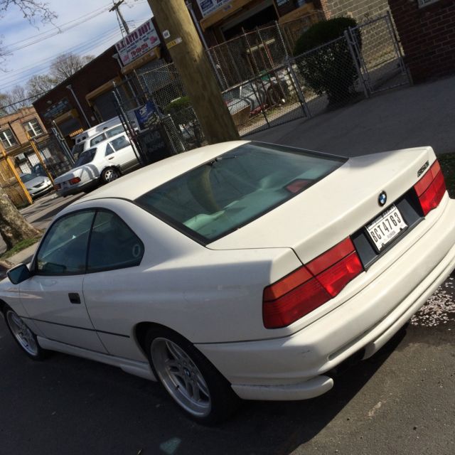 1992 White BMW 8-Series Coupe