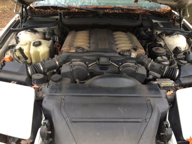 1992 White BMW 8-Series Coupe