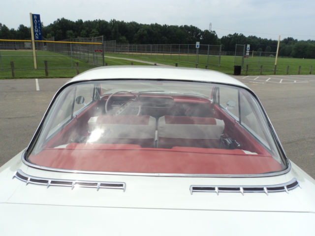 1961 White Chevrolet Impala Bubble Top
