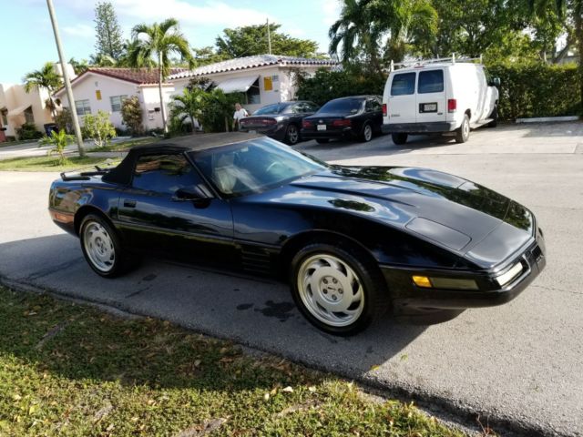 1992 Black Chevrolet Corvette Convertible