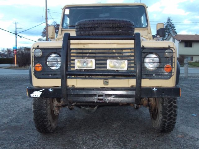 1991 TAN Land Rover Defender SUV