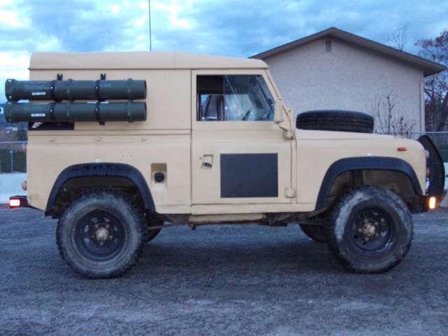1991 TAN Land Rover Defender SUV