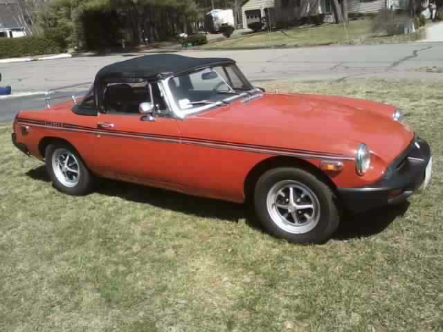 1976 Red MG MGB Convertible