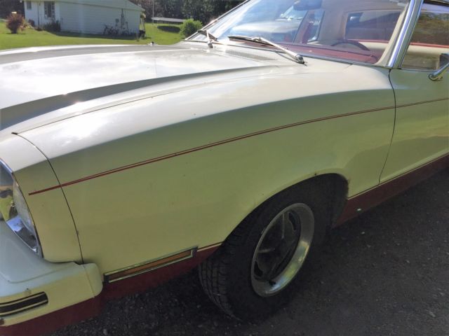 1977 Ford Mustang