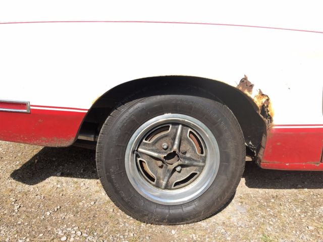 1977 Ford Mustang