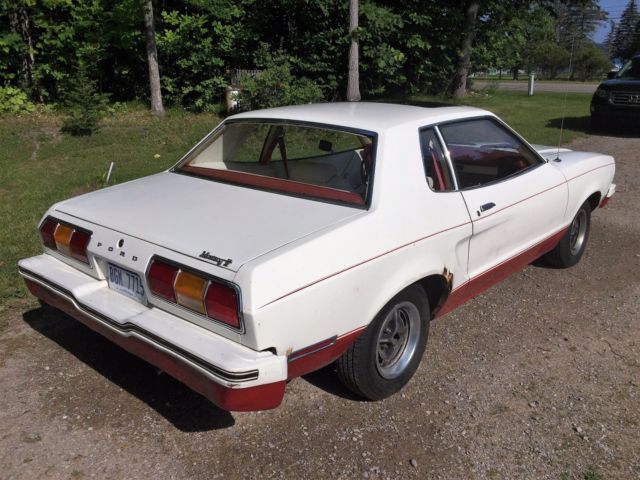 1977 Ford Mustang