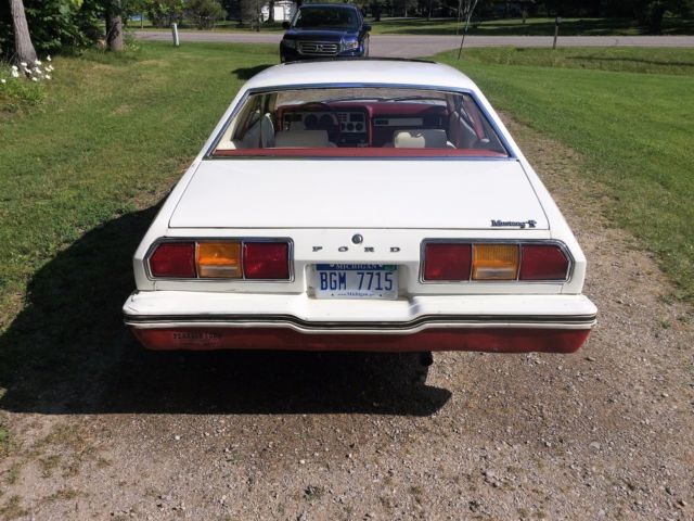 1977 Ford Mustang