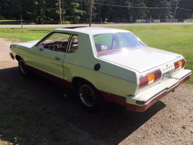 1977 Ford Mustang