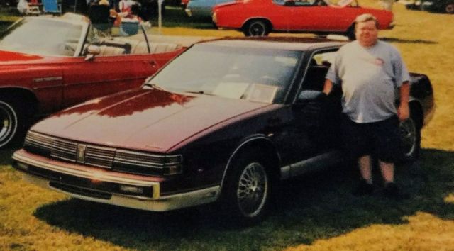 1988 Burgundy Oldsmobile Toronado
