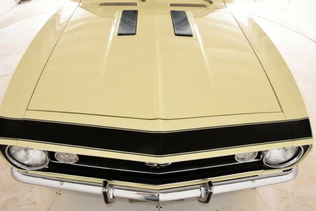 1967 Yellow Chevrolet Camaro Hardtop