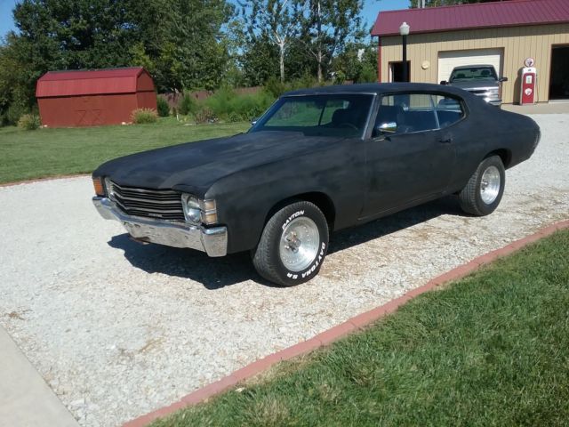 1972 Black primer Chevrolet Chevelle Coupe