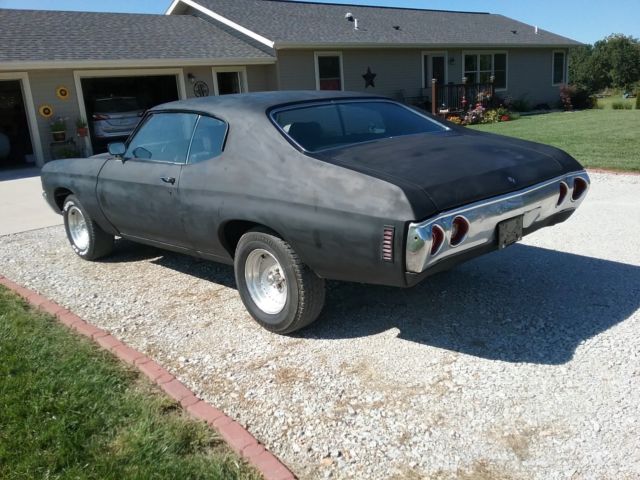 1972 Black primer Chevrolet Chevelle Coupe