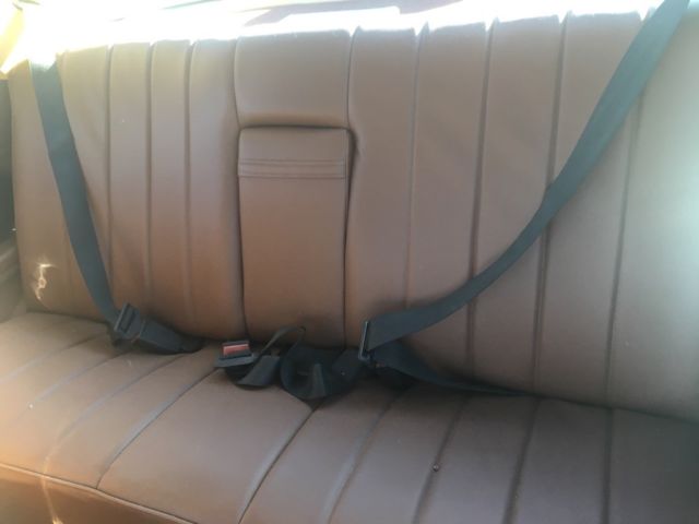 1977 Gold Mercedes-Benz SL-Class Coupe