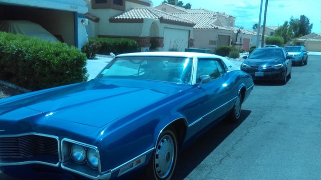 1970 Blue Ford Thunderbird Coupe
