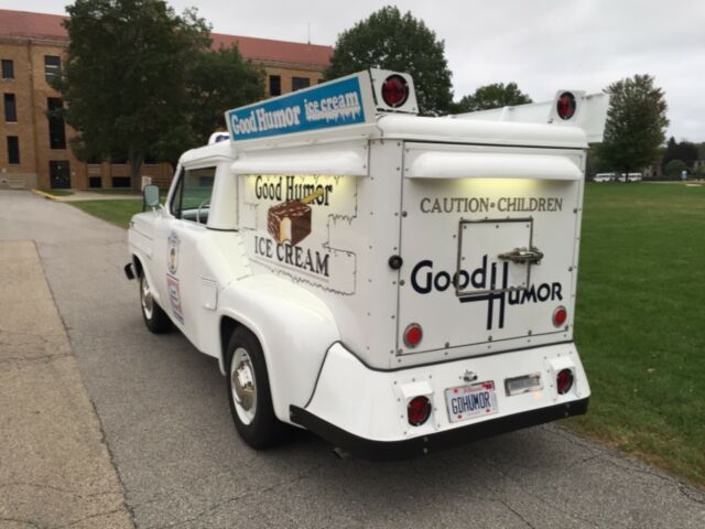 1967 White Ford F-250